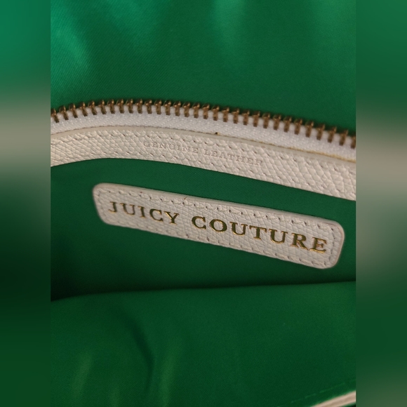 ⛵️Vintage Juicy Couture - White Leather Shoulder Bag w/ Gold Sail Boat Accent - Picture 15 of 17